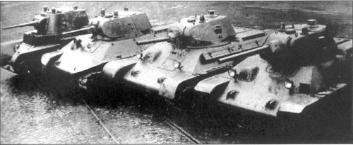 BT-7, A-20, T-34 SIMILITUDINI