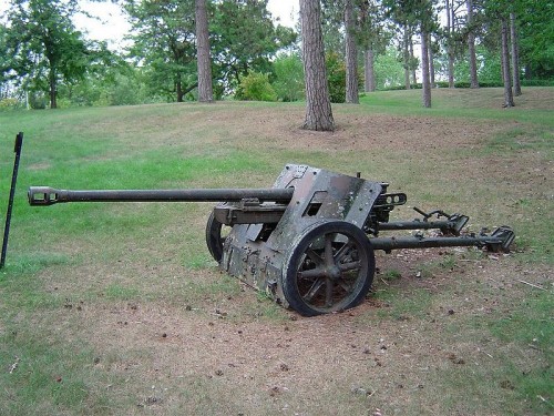 800px-Pak38_cfb_borden_2