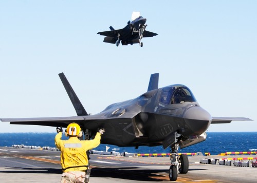 f35testb_142_uss_wasp_20111020