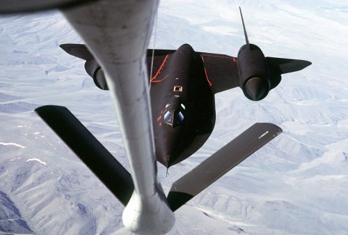 worlds-fastest-plane-lockheed-sr-71-blackbird-1