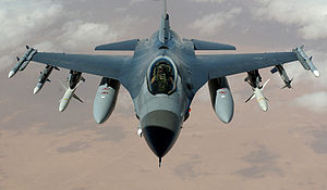 300px-F-16_Fighting_Falcon