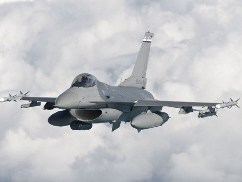 stocktrek-images-an-f-16-from-the-colorado-air-national-guard-in-flight-over-brazil