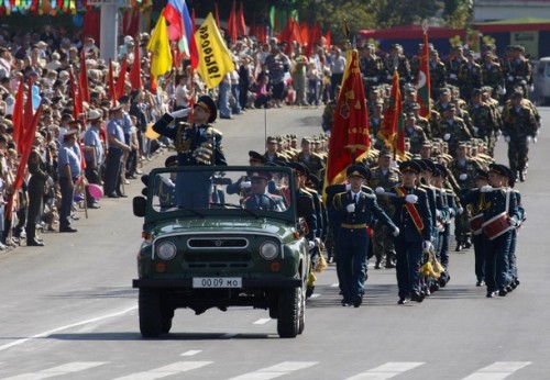 Soldiers of Moldova's self-proclaimed separatist Dnestr region march during a military parade in Tiraspol