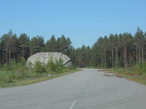 LOCATIE BAS 90 -HANGAR