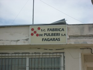 Fabrica-de-Pulberi-2-300x225