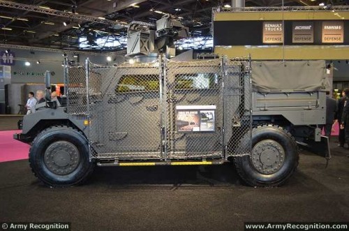 Sherpa_Light_Scout_Tarian_RPG_armour_Eurosatory_2014_International_defense_and_security_exhibition_Paris_France_640_001