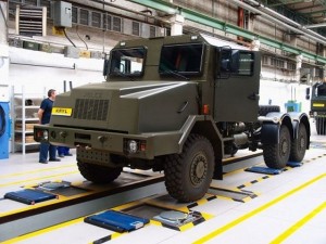 Kryl_155mm_6x6_self-propelled_howitzer_truck_Jelcz_Poland_Polish_defense_industry_military_technology_001