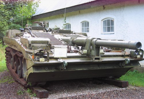 1024px-Strv_103_Björkborn