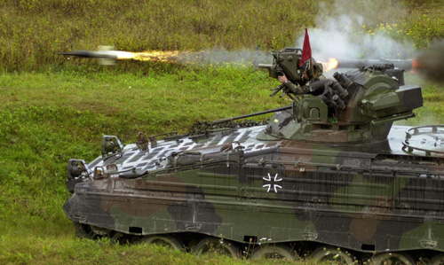 Bundeswehr training -- Marder missile fire