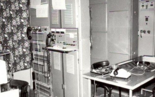 Imagine din sediul Securităţii Vrancea, cu tehnica de ascultare folosită înainte de 1989