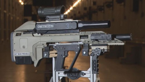 Canadian_armed_forces_and_Colt_have_developed_a_new_concept_of_assault_rifle_SIPES_project_640_001