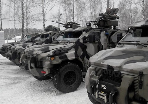 Ukraine_armed_forces_receive_batch_of_Spartan_APCs_equipped_with_Sarmat_turrets_640_001