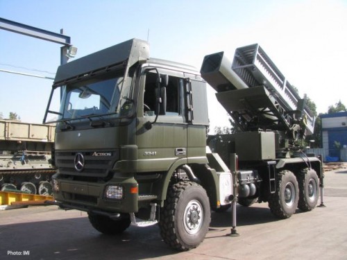 LYNX_Autonomous_Multi-Purpose_Rockets_and_Missiles_Launching_System_MSPO_2013_Kielce_Poland_640_001_zpsb2ca5fe7