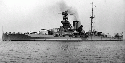 HMS VALIANT CU FAIREY III F PE CATAPULTA