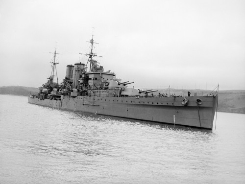 HMS Exeter dupa reparatii
