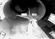 MACHETA CF-105 IN TUNELUL DE VANT