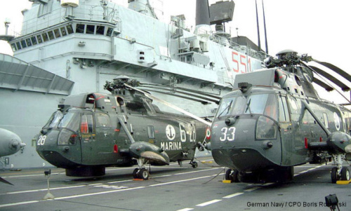 AGUSTA SEA KING AS-61