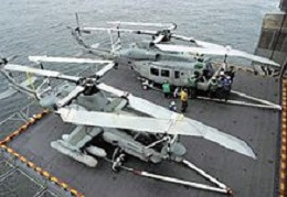 ah-1z_and_uh-1y_during_trials_on_uss_bataan_lhd-5_2005