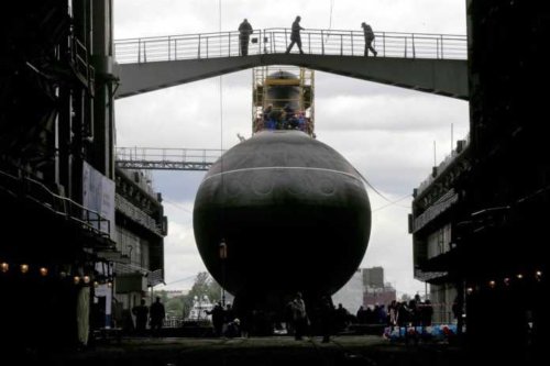 russian-navy-submarine-project-636-3-696x464