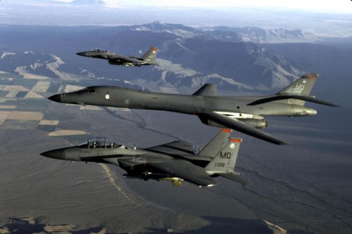 b-1bf-15-mountain-home-afb