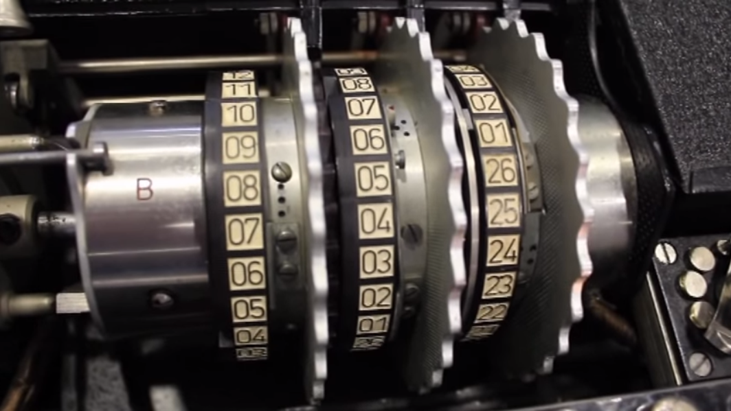 158,962,555,217,826,360,000 (Enigma Machine) - Numberphile - Romania ...
