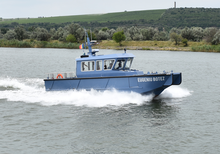 nave blindate pentru lupta la fluviu