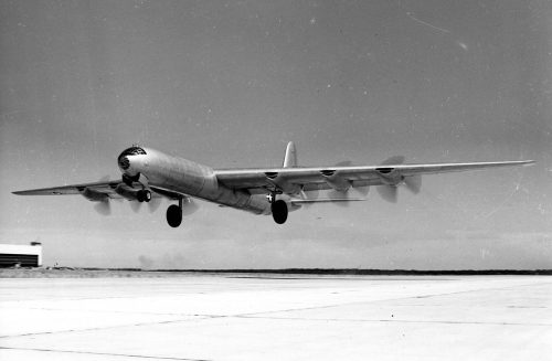 fuziuni si achizitii in domeniul aviatiei militare