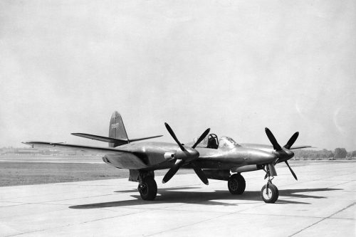 fuziuni si achizitii in domeniul aviatiei militare